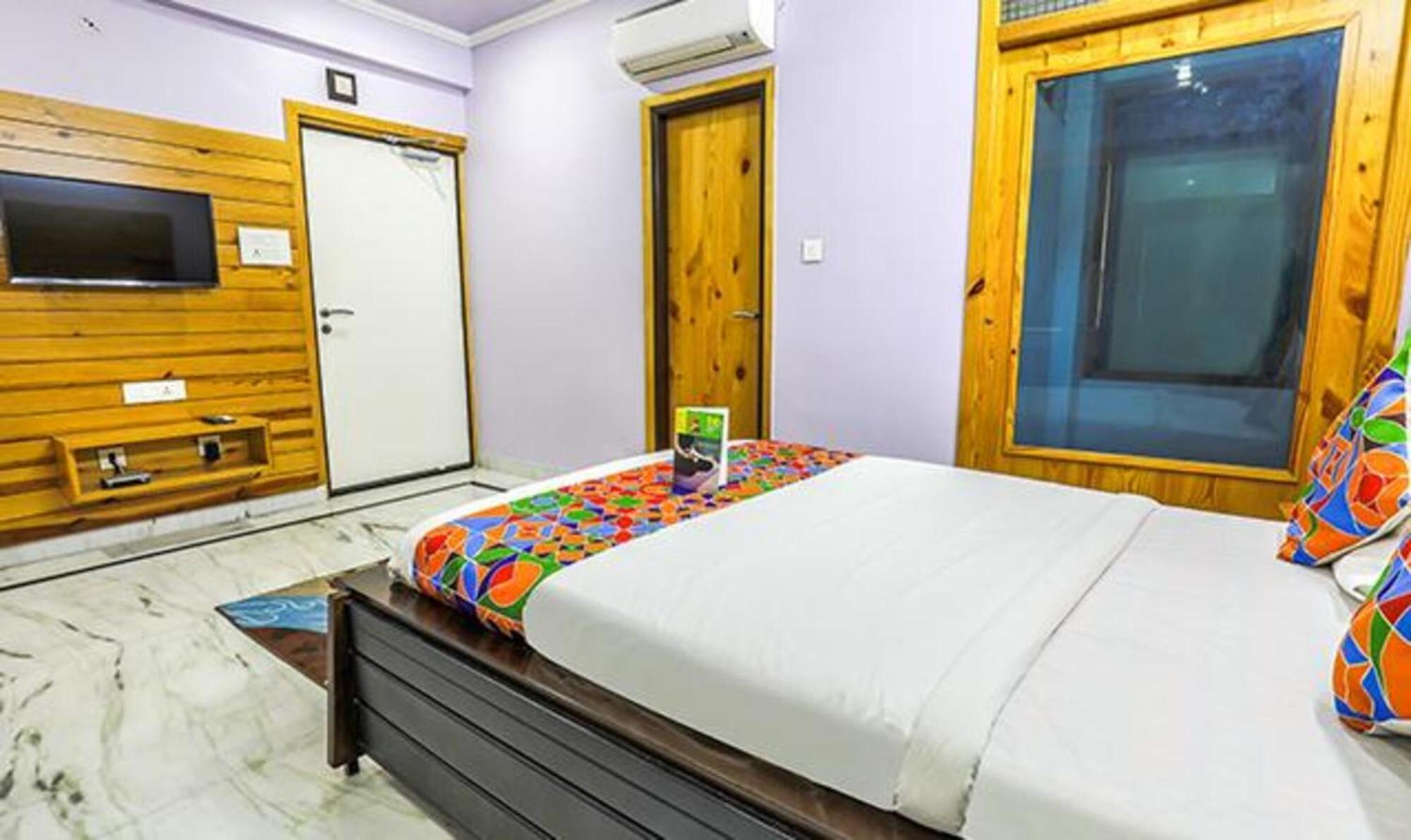 The Lodge Jaipur Extérieur photo